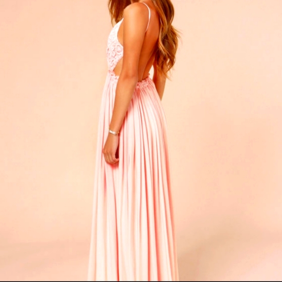 L'ATISTE Dresses & Skirts - Chiffon Crochet ADORBES Spaghetti Strap open back